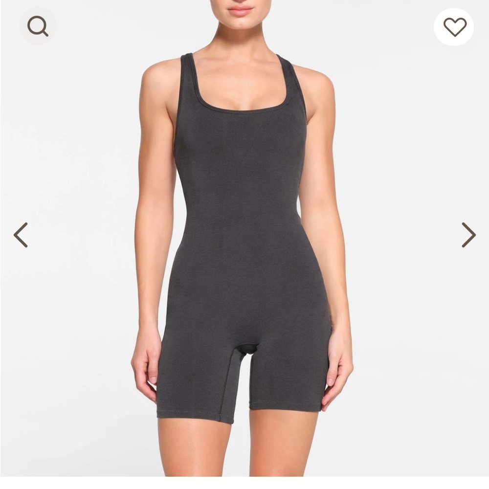 SKIMS Charcoal Jumpsuit worn once in excellent condition.